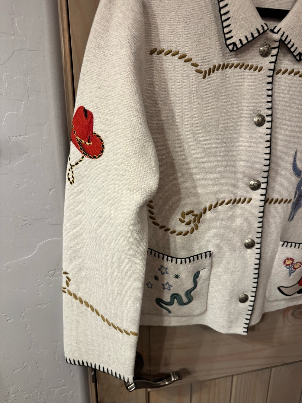 Pendleton Cream Embroidered Western Wool Sweater - Picture 3 of 16